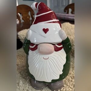 NWT whimsical cupboard gnome cookie jar, Christmas, Collectible, Gnome, adorable